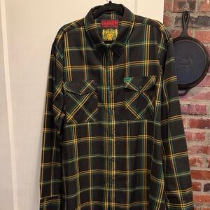 DIXXON Men's The Smokey Shirt - Black and Yellow